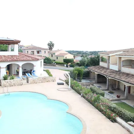Modern Chic Pool House 24 *