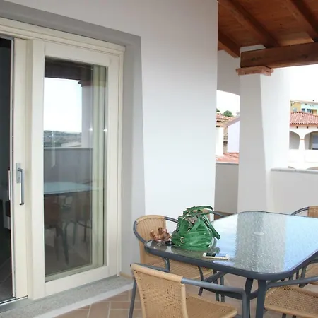 Modern Chic Pool House 24 Ferienhaus