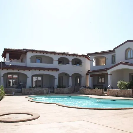 Ferienhaus Modern Chic Pool House 24 Budoni